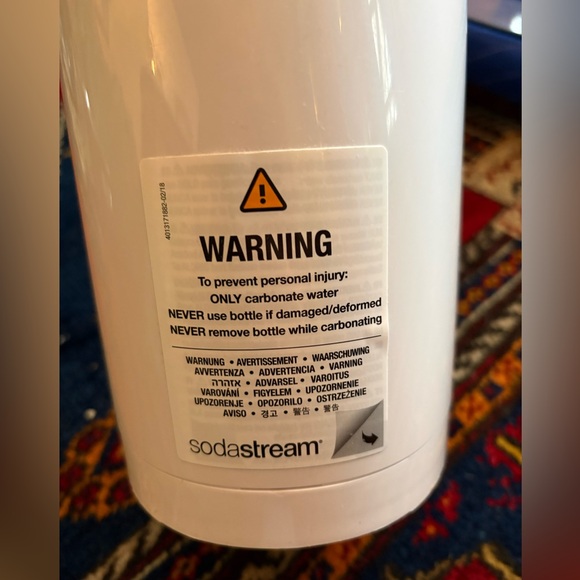 White SodaStream - Picture 8 of 9